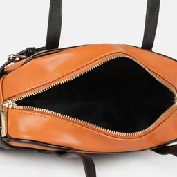 Van Heusen Baguette Shoulder Bag image 5