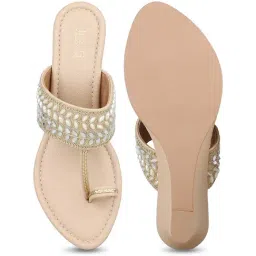 Inc.5 Women's Beige Toe Ring Sandals image 3