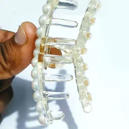 SHREEWATCHES Women Set of 2 Embellished Claw Clip image 5