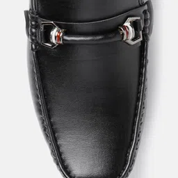 Carlton London Men Black Solid Horsebit Loafers image 5