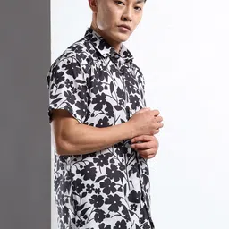 THE BEETEL HOUSE Men Floral Printed Casual Shirt image 3