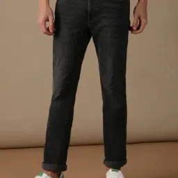 Wrangler Black Cotton Straight Fit Jeans-picture-22