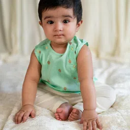 Tiber Taber Sleeveless Gold Buta Print Jhabla With 2 Pyjamas - Green-picture-39