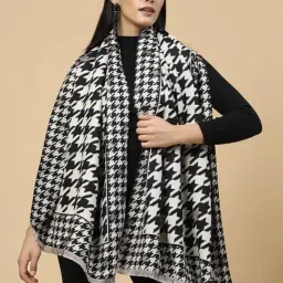 Mafadeny Black & White Printed Stole-image-35