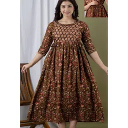 NEVISHA STYLE Cotton Woven Three Fourth Sleeves Floral Printed Maternity Kurta With Side Zipper Nursing Access - Brown-image-49