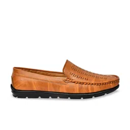 Provogue Men Textured Loafers image 5