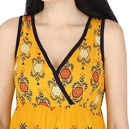 Neelokurti Checked Flared Sleeves Anarkali Kurta image 5