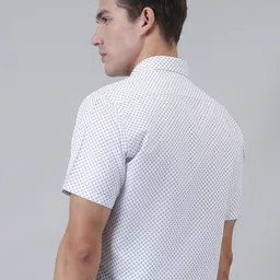 ACCOX Men Geometric Printed Spread Collar Cotton Formal Regular Fit Shirt image 4