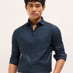 THE BEAR HOUSE Men Tailored Fit Textured Spread Collar Pure Cotton Formal Shirt-picture-4
