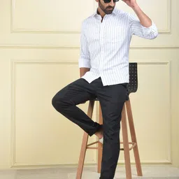 Crimsoune Club Men Vertical Striped Shirts image 4