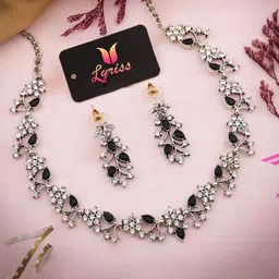 Anouk Silver-Plated Artificial Stones-Studded Necklace With Earrings-picture-19