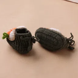 MayRa Knits Pack Of 2 Hand Knitted Woven Deer Applique Detailed Set Of Booties - Blue & Brown image 4