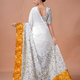 Garden Vareli Abstract Printed Pure Georgette Saree image 4