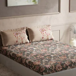 d'decor DDecor Grey Maroon Ethnic Motifs 140 TC Cotton Queen Bedsheet with 2 Pillow Covers image 2