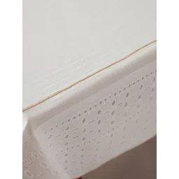 JAYPORE White Cotton 4-Seater Rectangle Table Cover image 4