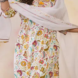 Indo Era Women Floral Printed Regular Thread Work Pure Cotton Kurta with Trousers & With Dupatta image 3