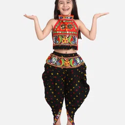 BownBee Peacock Embroidered Halter Neck Sleeveless Choli With Dhoti - Black-picture-13