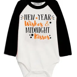 KNITROOT Midnight Kisses Print Full Sleeves Onesie - Black-picture-21