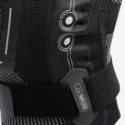 decathlon Knee Protector or Supporter L3 for Both Legs 900 - Black image 5
