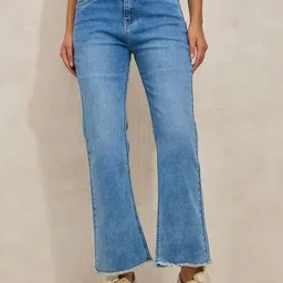 SHOWOFFFF Women Comfort Flared Mid-Rise Light Fade Cotton Jeans-image-90