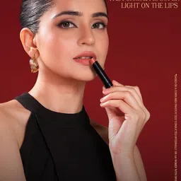 GLAM21 Adore Smudgeproof Matte Lipstick- Purple Pout 04 image 5