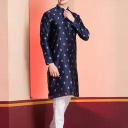 DEVOILER Men Embroidered Zardozi Dobby Kurta image 5