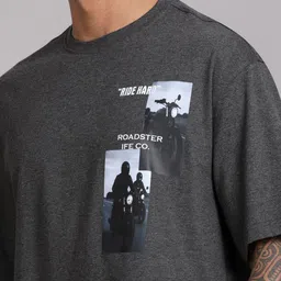 The Roadster Lifestyle Co Graphic Printed Relaxed-Fit Pure Cotton T-Shirt image 5