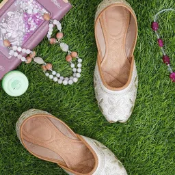 DFR Women Textured Fashion with Laser Cuts Flats-picture-39