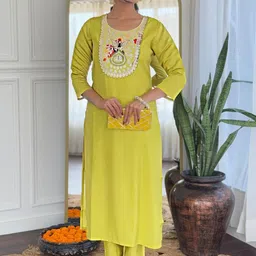 KIWA STUDIO Women Embroidered Kurta with Trousers & With Dupatta image 5