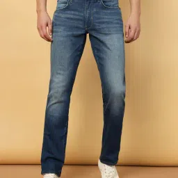 Wrangler Millard Light Indigo Blue Regular Fit Heavily Washed Jeans-image-98