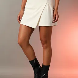 Trend Arrest High-Rise Cross Over Mini Skorts image 3