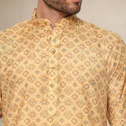 BETTINO Geometric Printed Mandarin Collar Straight Kurta With Pyjamas image 2
