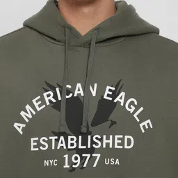 AMERICAN EAGLE OUTFITTERS Men Graphic Printed Hooded Pullover Sweatshirt image 5
