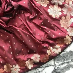 CANIZZARO Floral Silk Blend Handloom Banarasi Saree image 4