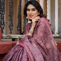 SHREEMALL Ethnic Motifs Printed Zari Tissue Saree image 2