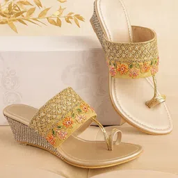 Women Wedges Sandal-image-3