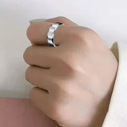 KARISHMA KREATIONS Set Of 2 Silver-Plated & Black Finger Rings image 2