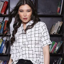 Sera Women Geometric Checked Checked Mandarin Collar Top image 4