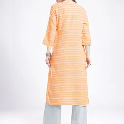 Anouk Rustic Striped Straight Kurta image 2