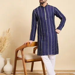 House of Pataudi Geometric Embellished Mandarin Collar Chanderi Silk Straight Kurta image 4