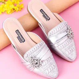 Cute Walk by Babyhug Stone Studded Sandals - Silver-picture-16