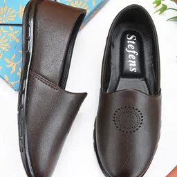 Stefens Abstract Designed Slip On Shoes - Brown-picture-15