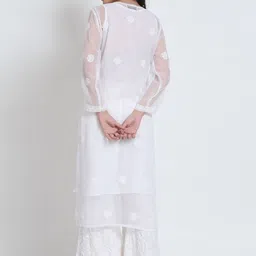 PARAMOUNT CHIKAN Women Ethnic Motifs Embroidered Chikankari Floral Georgette Kurta image 2