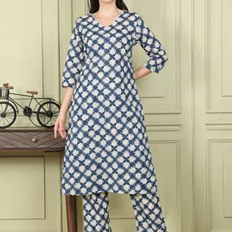 W Women Floral Printed Regular Kurta with Trousers-picture-24