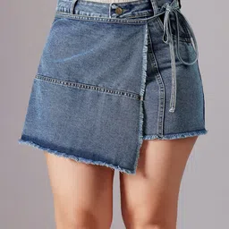 Miss Chase A+ Plus Size Women Regular High rise Mild Distress Regular Denim Skorts image 4