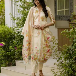 Ekta Textiles Women Ethnic Motifs Printed Regular Kurta & Trousers With Dupatta image 3