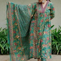 SRF JAIPUR Women Floral Printed Regular Mirror Work Pure Cotton Kurta with Trousers & With Dupatta image 5