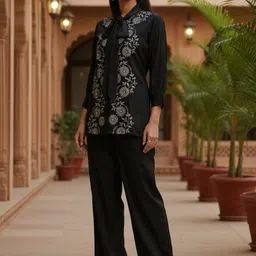 ZUMMER Embroidered V-Neck Tunic With Trousers Co-Ords image 2