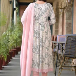 moda rapido Ethnic Motifs Printed Cotton Blande Kurta ,Trouser,Duptta image 2