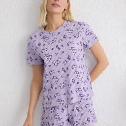 Trendyol Women Floral Printed T-shirt & Shorts Night suit-image-58